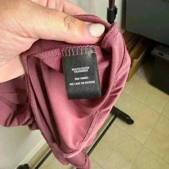 NWT TORRID Light purple Dress with cinched sleeves and V neck front. - Picture 4 of 6